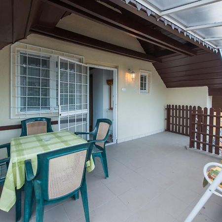 Hajdu Apartman 3. Hajdúszoboszló المظهر الخارجي الصورة