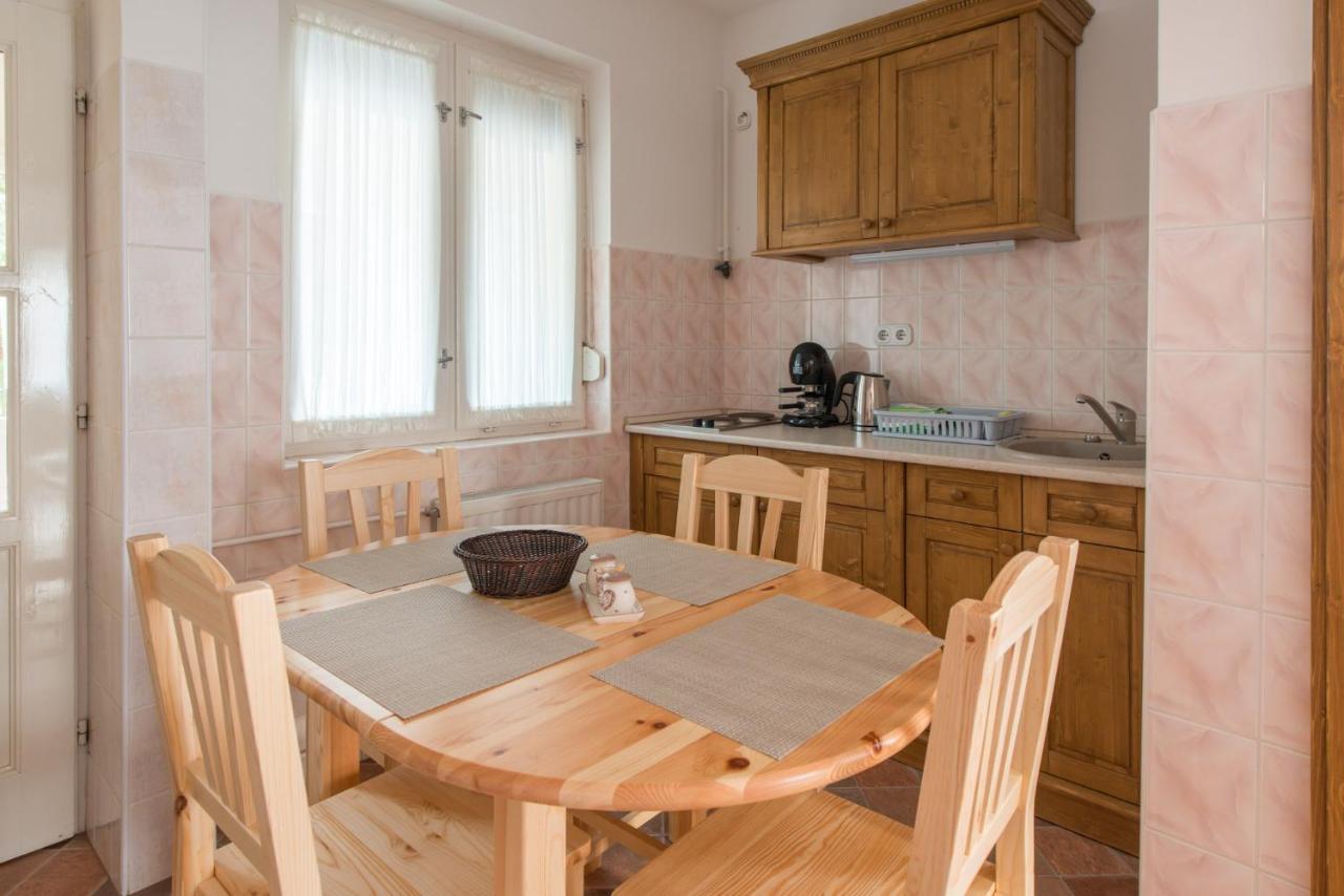 Hajdu Apartman 3. Hajdúszoboszló المظهر الخارجي الصورة