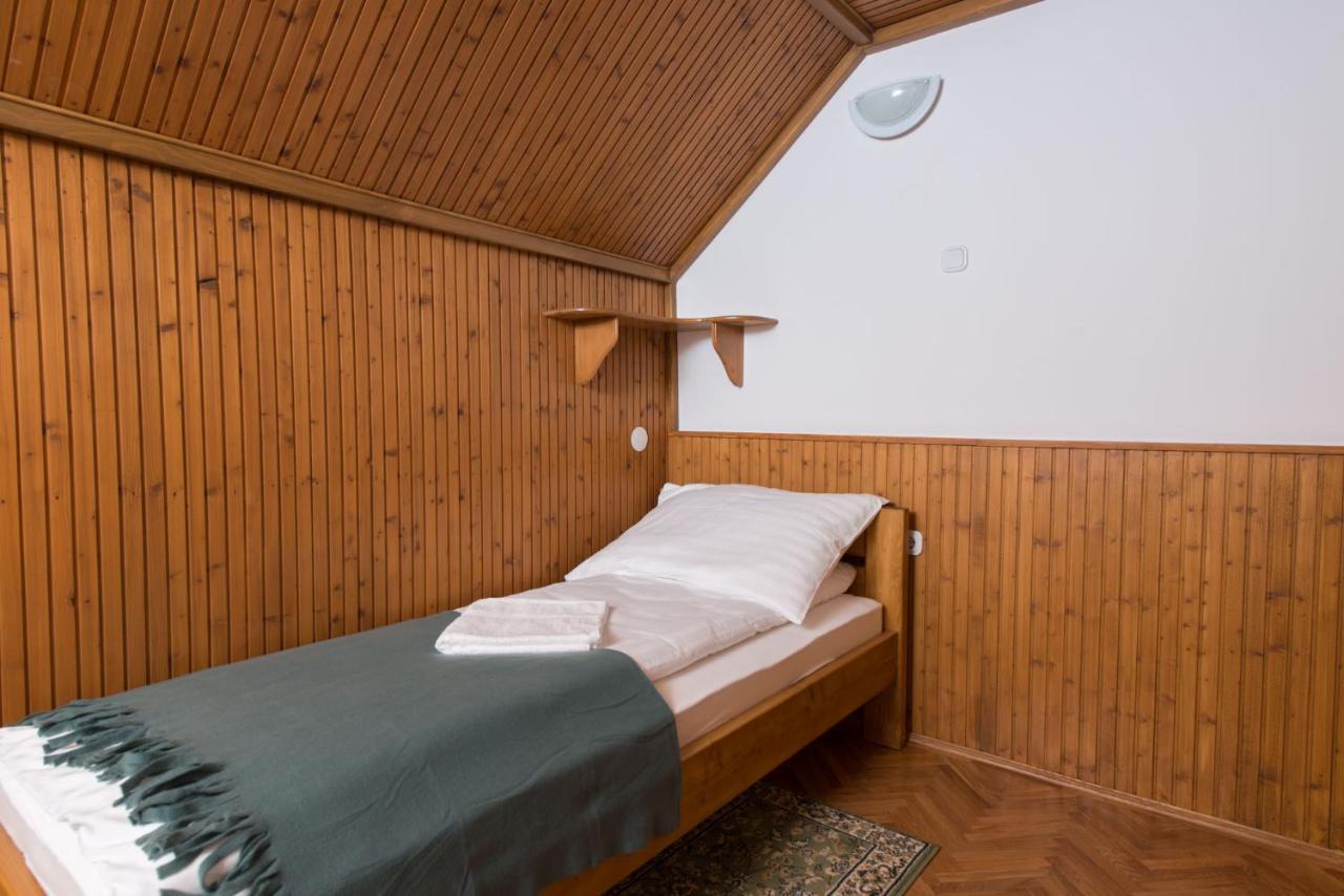 Hajdu Apartman 3. Hajdúszoboszló المظهر الخارجي الصورة
